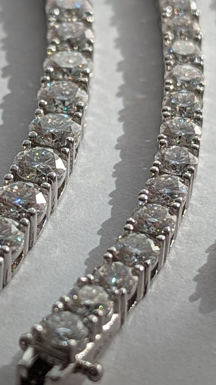 LEI- Bracciale Tennis in Moissanite a Pavé Totale