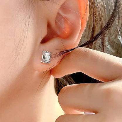 Moi - Orecchini in Moissanite Taglio Smeraldo