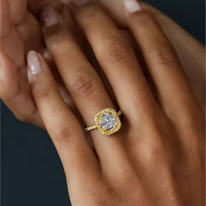 HALO-Moissanite Ring
