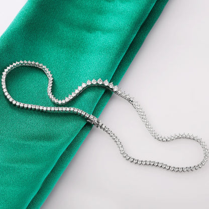 LILI – Elegante Collana Tennis con Moissanite (3 Griffe)