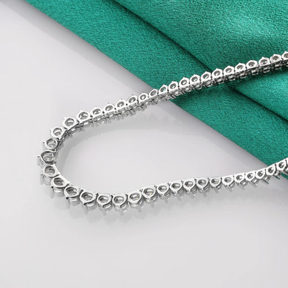 LILI – Elegante Collana Tennis con Moissanite (3 Griffe)