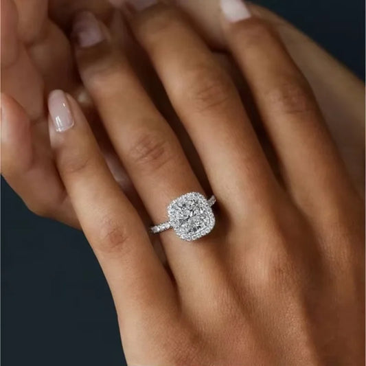HALO-Moissanite Ring