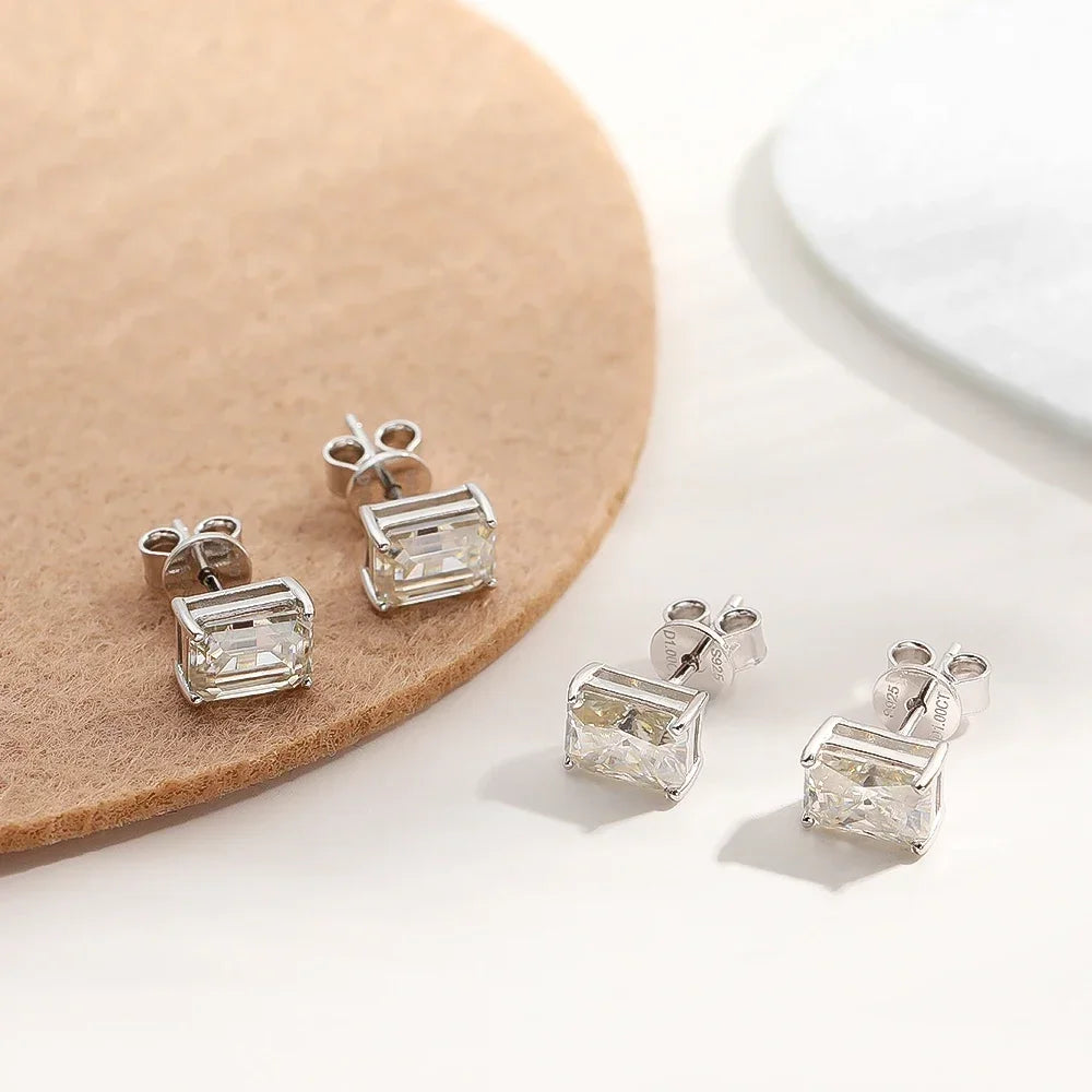 Moi - Orecchini in Moissanite Taglio Smeraldo
